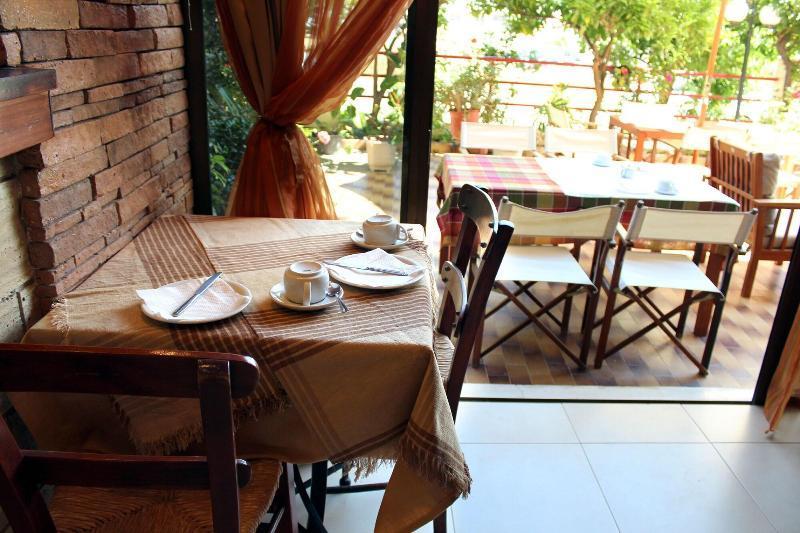 Philoxenia Hotel & Studios Rhodes City Extérieur photo