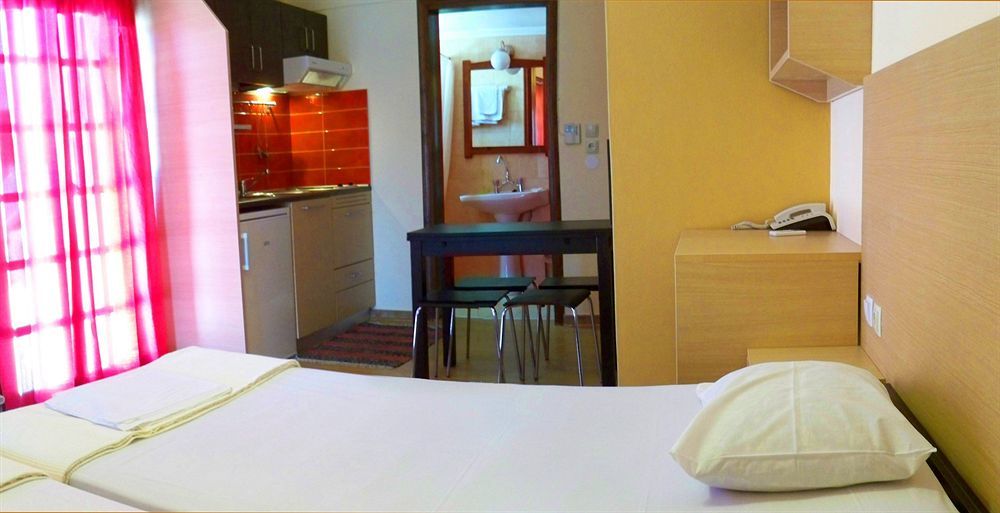 Philoxenia Hotel & Studios Rhodes City Extérieur photo
