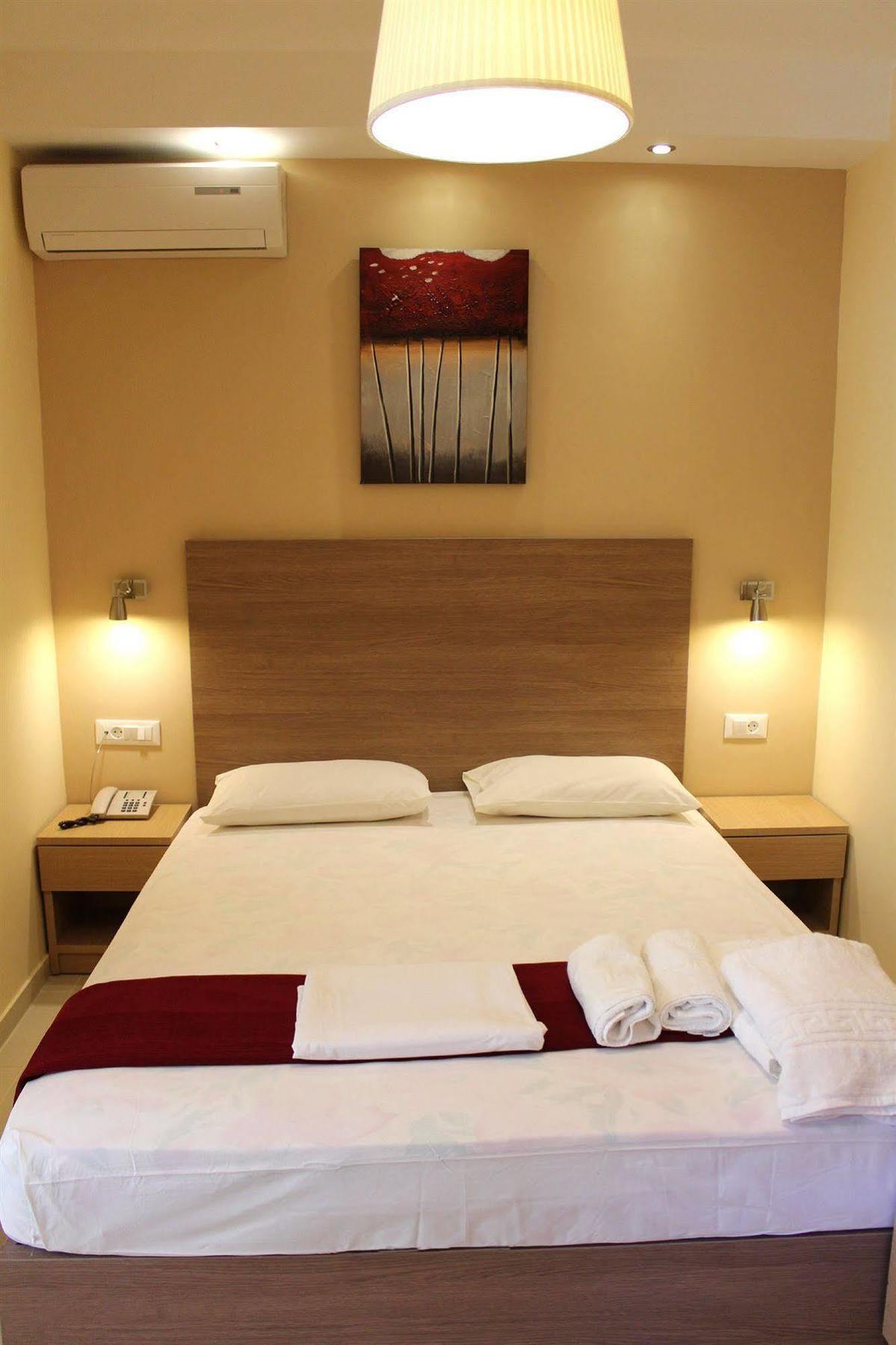 Philoxenia Hotel & Studios Rhodes City Extérieur photo