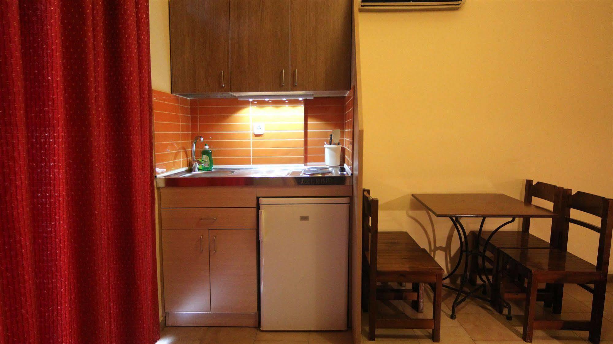 Philoxenia Hotel & Studios Rhodes City Extérieur photo